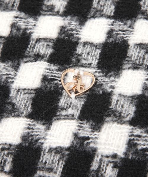 apres jour（アプレジュール）の「アソートハートチャーム付きマフラー（マフラー・レディース・ピンク系その他/オフホワイト/ブラック系その他・フリー）」の10枚目の写真