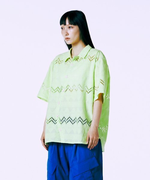 Punching Hawaiian Shirt Yellow