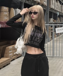 KsG（ケーエスジー）の「レタリングクロップドトップス（Tシャツ/カットソー）」