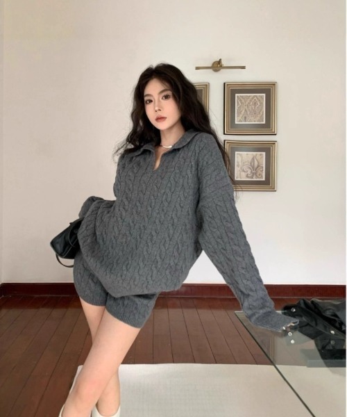 Ritzy(リッツィー)の「ケーブル編みオーバーサイズ トップス+ショートパンツ ニットセット(ニット/セーター・レディース・グレー/ブラック/ホワイト・FREE)」の21枚目の写真