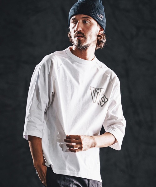 wjk reluxe（ダブルジェーケーリラックス）の「mlt5533-initial print raglan LS tee カットソー(WR26S-30)（Tシャツ/カットソー・メンズ・ネイビー/ブラック/ホワイト・XL/L/M/S）」の6枚目の写真