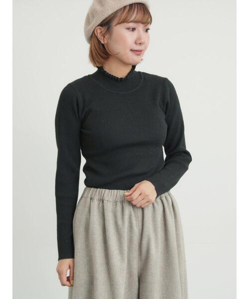 Samansa Mos2（サマンサ モスモス）の「【マシンウォッシャブル】もちもちリブフリルタートルネックニット（ニット/セーター・レディース・モカ/ブラック/オフホワイト/グリーン・F）」の3枚目の写真