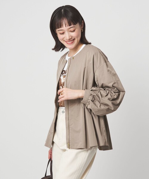 green label relaxing（グリーンレーベルリラクシング）の「［size SHORTあり］ウエスト ギャザー ブルゾン（ブルゾン・レディース・オフホワイト/モカ/ネイビー・FREE/SHORT）」の16枚目の写真