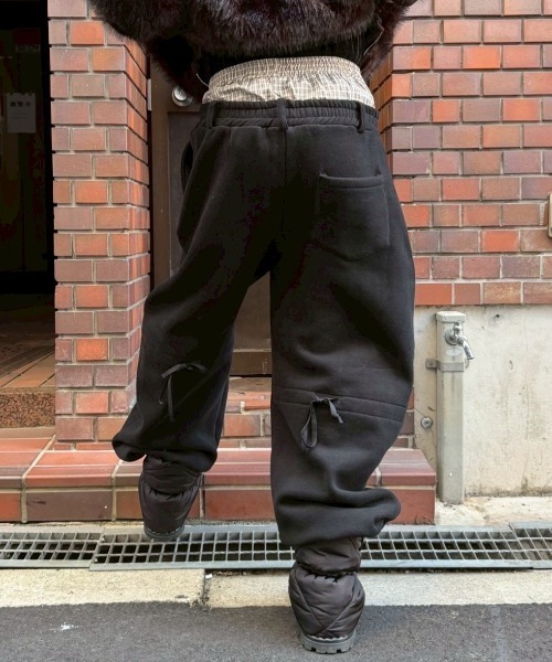 Chikashitsu +(チカシツプラス)の「【Chikashitsu +】layered heavy sweat pants / 【チカシツプラス】レイヤードヘビースウェットパンツ(スウェットパンツ・メンズ・杢グレー/ブラック・ONE SIZE)」の13枚目の写真