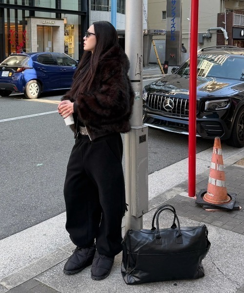 Chikashitsu +(チカシツプラス)の「【Chikashitsu +】layered heavy sweat pants / 【チカシツプラス】レイヤードヘビースウェットパンツ(スウェットパンツ・メンズ・杢グレー/ブラック・ONE SIZE)」の15枚目の写真