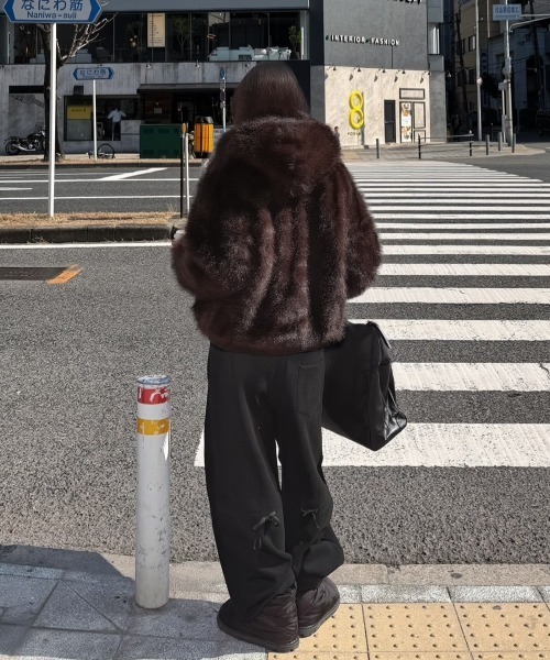 Chikashitsu +(チカシツプラス)の「【Chikashitsu +】layered heavy sweat pants / 【チカシツプラス】レイヤードヘビースウェットパンツ(スウェットパンツ・メンズ・杢グレー/ブラック・ONE SIZE)」の16枚目の写真