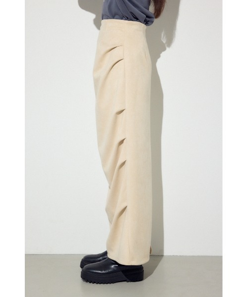 AZUL by moussy(アズールバイマウジー)の「【身長/骨格別着用画像あり】フェイクスエードタックスカート 秋服 冬服 春服 ロングスカート デザインスカート 無地(スカート・レディース・アイボリー/ブラウン/ベージュ・SMALL/MEDIUM)」の8枚目の写真