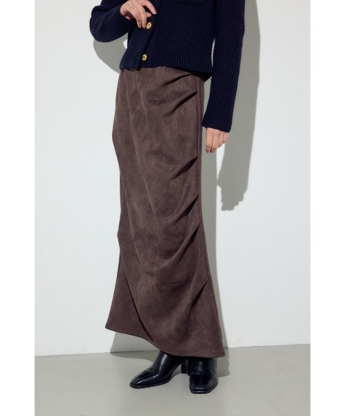 AZUL by moussy(アズールバイマウジー)の「【身長/骨格別着用画像あり】フェイクスエードタックスカート 秋服 冬服 春服 ロングスカート デザインスカート 無地(スカート・レディース・アイボリー/ブラウン/ベージュ・SMALL/MEDIUM)」の15枚目の写真