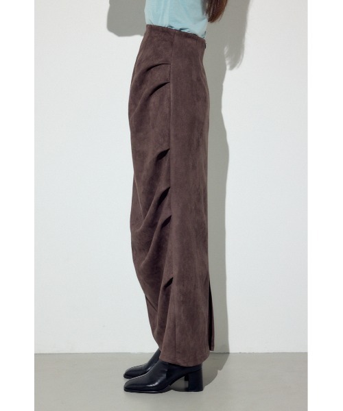 AZUL by moussy(アズールバイマウジー)の「【身長/骨格別着用画像あり】フェイクスエードタックスカート 秋服 冬服 春服 ロングスカート デザインスカート 無地(スカート・レディース・アイボリー/ブラウン/ベージュ・SMALL/MEDIUM)」の19枚目の写真