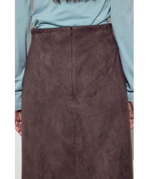 AZUL by moussy(アズールバイマウジー)の「【身長/骨格別着用画像あり】フェイクスエードタックスカート 秋服 冬服 春服 ロングスカート デザインスカート 無地(スカート・レディース・アイボリー/ブラウン/ベージュ・SMALL/MEDIUM)」の22枚目の写真