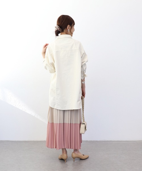 Healthy denim(ヘルシーデニム)の「Almond オーバーコーデュロイシャツ【Healthy Denim/ヘルシーデニム】(シャツ/ブラウス・レディース・ブラウン/アイボリー・36)」の20枚目の写真