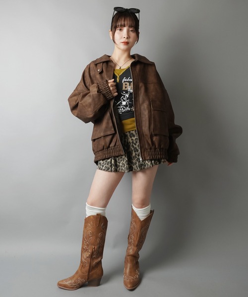 SPINNS（スピンズ）の「ヴィンテージムード漂う 合皮A2ジャケット（その他アウター・レディース・ブラウン/ブラック・ONESIZE）」の20枚目の写真