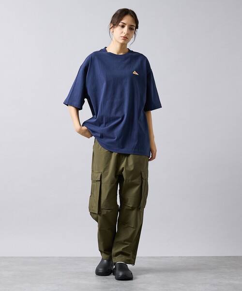 KELTY(ケルティ)の「【KELTY / ケルティ】Back Typo Logo T-Shirt / バックタイプロゴTシャツ/ロゴT・ユニセックス(Tシャツ/カットソー・メンズ・ベージュ/ネイビー/ライトグレー/ブラック/ホワイト・M/L)」の12枚目の写真