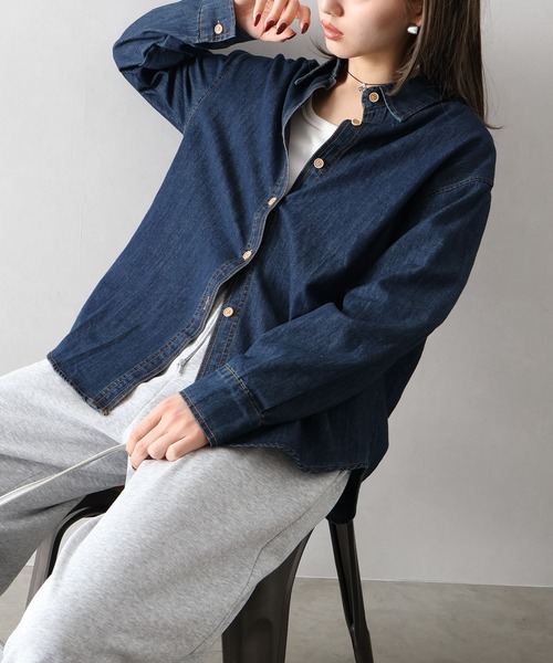 SpRay(スプレイ)の「ライトオンスデニムシャツ(シャツ/ブラウス・レディース・インディゴブルー・FREE)」の6枚目の写真