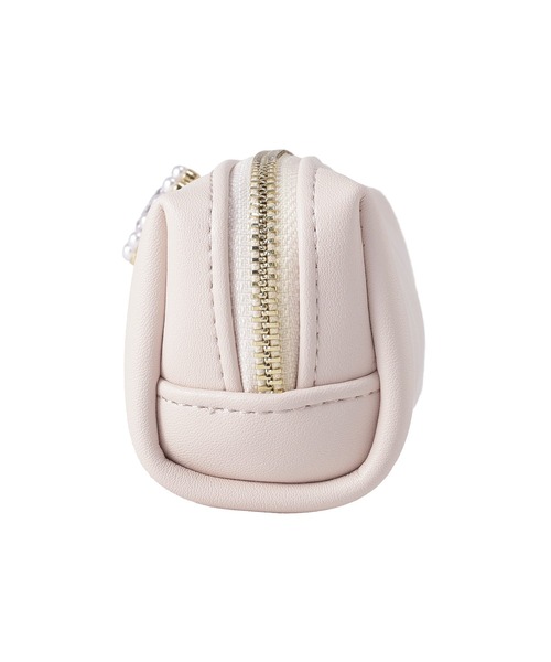 Maison de FLEUR(メゾンドフルール)の「パールビジュー合皮リボンロングポーチ(ポーチ・レディース・ネイビー/ブラック/ピンク/ラベンダー・FREE)」の9枚目の写真