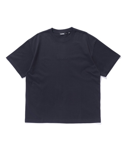 XLARGE(エクストララージ)の「EMBOSSED STANDARD LOGO S/S TEE(Tシャツ/カットソー・メンズ・オリーブ/アッシュ/ブラック/ホワイト・XS/S/M/L/XL/XXL)」の16枚目の写真
