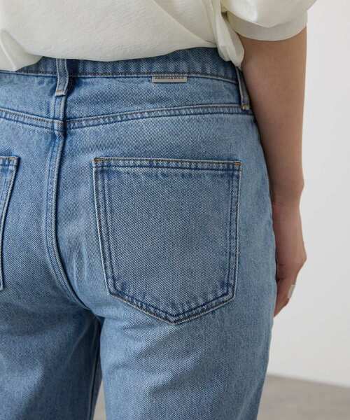 AMERICAN HOLIC（アメリカンホリック）の「セミフレアデニムパンツ（デニムパンツ・レディース・ライトインディゴブルー/ワンウォッシュ・S/M/L）」の7枚目の写真
