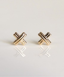 cui-cui（キュイキュイ）の「ゴールド クロス ピアス | K10YG 〈Web限定〉（ピアス（両耳用））」