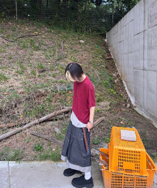 NOIRER（ノイア）の「レイヤードヘンリーネックハーフスリーブTシャツ（ワイングレー）（Tシャツ/カットソー・メンズ・その他・48/50/52）」の9枚目の写真