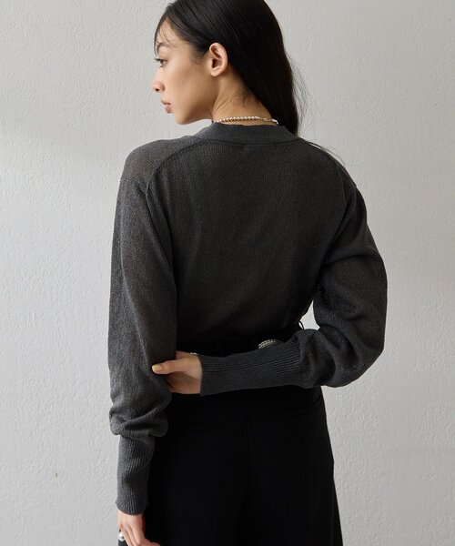 Whim Gazette（ウィムガゼット）の「Vネックペーパーヤーンカーディガン（カーディガン/ボレロ・レディース・チャコールグレー/ライトベージュ/モカ・FREE）」の8枚目の写真