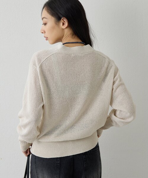 Whim Gazette（ウィムガゼット）の「Vネックペーパーヤーンカーディガン（カーディガン/ボレロ・レディース・チャコールグレー/ライトベージュ/モカ・FREE）」の17枚目の写真