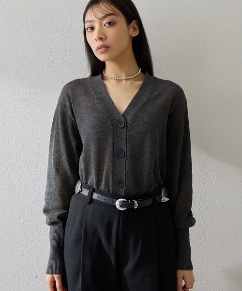 Whim Gazette（ウィムガゼット）の「Vネックペーパーヤーンカーディガン（カーディガン/ボレロ・レディース・チャコールグレー/ライトベージュ/モカ・FREE）」の4枚目の写真