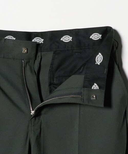 Dickies（ディッキーズ）の「【別注】＜Dickies＞GLR TR 1プリーツ ワイドテーパード パンツ スラックス（スラックス・メンズ・ベージュ/ダークグリーン・30inch/32inch/34inch）」の18枚目の写真