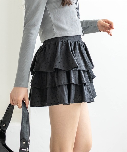 clear（クリア）の「ウエストギャザー3段ティアードミニスカート[着回し力抜群 ガーリー]（スカート・レディース・オフホワイト/ブラック・F）」の21枚目の写真