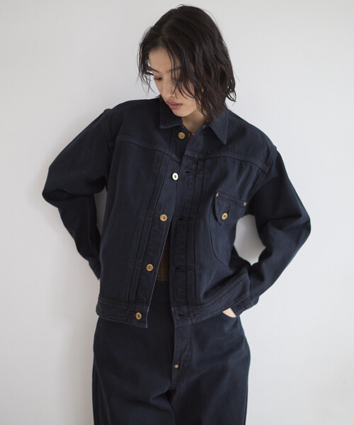 Lee(リー)の「Lee × Firsthand/リー 別注 OVERDYE COWBOY JACKET /オーバーダイ カウボーイ デニムジャケット(デニムジャケット・メンズ・チャコールグレー・X-SMALL/LARGE/SMALL/MEDIUM)」の22枚目の写真