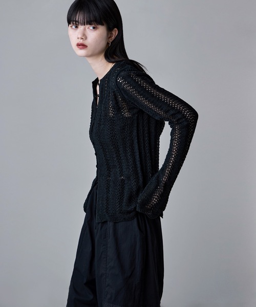 etoll.(エトル)の「ループヤーンクロシェニットカーディガン(カーディガン/ボレロ・レディース・ベージュ/ブラック/アイボリー/イエロー・FREE)」の6枚目の写真