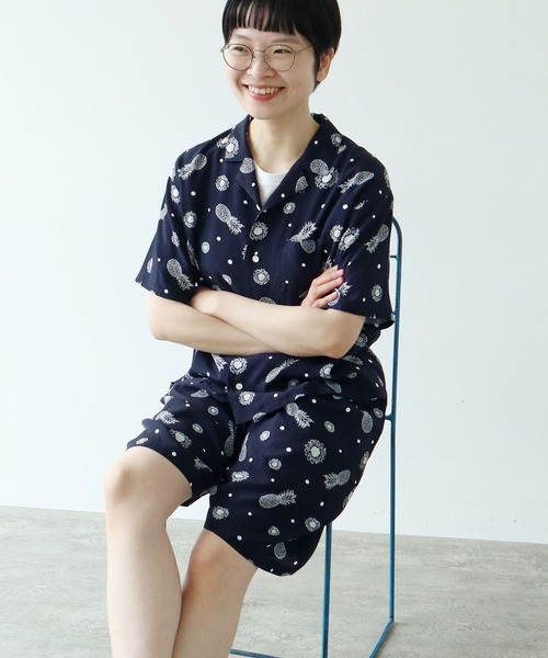 PAR ICI（パーリッシィ）の「パイナップルひまわりプリント ハーフパンツ(セットアップ対応)（その他パンツ・レディース・ネイビー・FREE）」の8枚目の写真