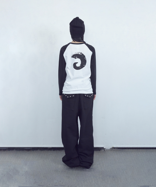 TANSANMAGNESIUM(タンサン マグネシウム)の「セルラノX炭酸ナグラン混ロングスリーブ(ホワイト)(Tシャツ/カットソー・レディース・その他・1/2)」の5枚目の写真