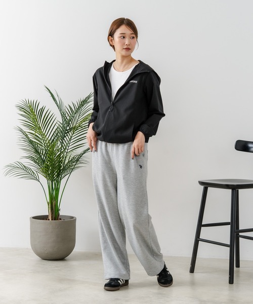 U.S. POLO ASSN.（ユーエスポロアッスン）の「【U.S. POLO ASSN./ユーエスポロアッスン】【もっちり高見え・美脚ストレート】ダンボール スウェットパンツ クッション素材 軽量・タフ（その他パンツ・レディース・ベージュ/杢グレー/チャコールグレー・LARGE/MEDIUM）」の5枚目の写真