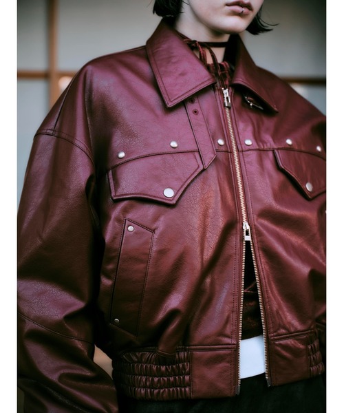 CREO STORE(クレオストア)の「【TAJEN:T】FAKE LEATHER FRINGE BOMBER JACKET/フェイクレザーフリンジボンバージャケット(ブルゾン・レディース・ブラック/バーガンディー・1/2)」の8枚目の写真
