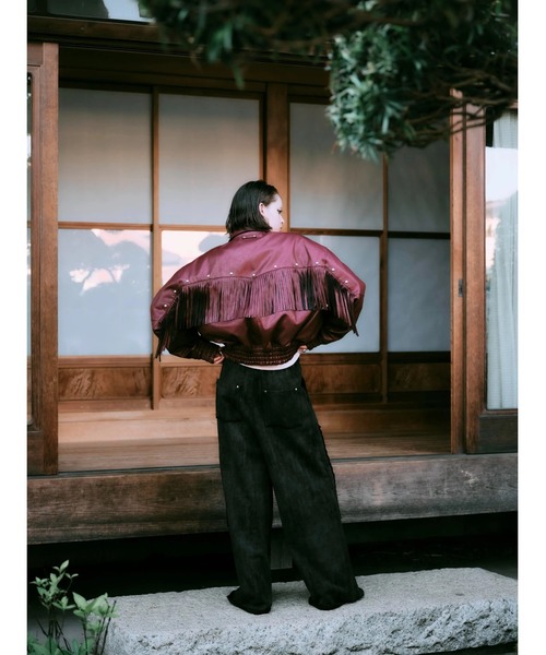 CREO STORE(クレオストア)の「【TAJEN:T】FAKE LEATHER FRINGE BOMBER JACKET/フェイクレザーフリンジボンバージャケット(ブルゾン・レディース・ブラック/バーガンディー・1/2)」の10枚目の写真