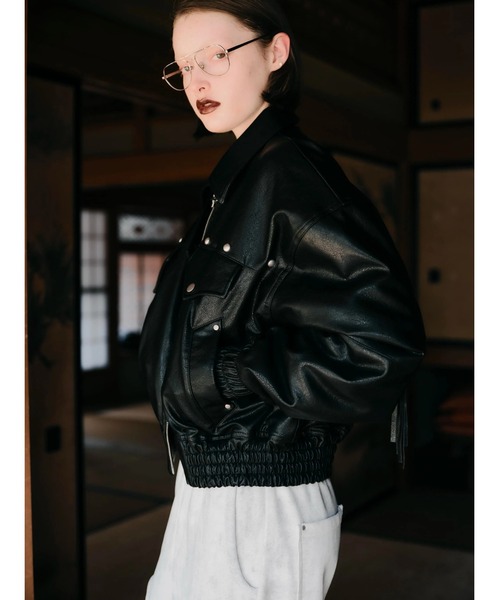 CREO STORE(クレオストア)の「【TAJEN:T】FAKE LEATHER FRINGE BOMBER JACKET/フェイクレザーフリンジボンバージャケット(ブルゾン・レディース・ブラック/バーガンディー・1/2)」の15枚目の写真