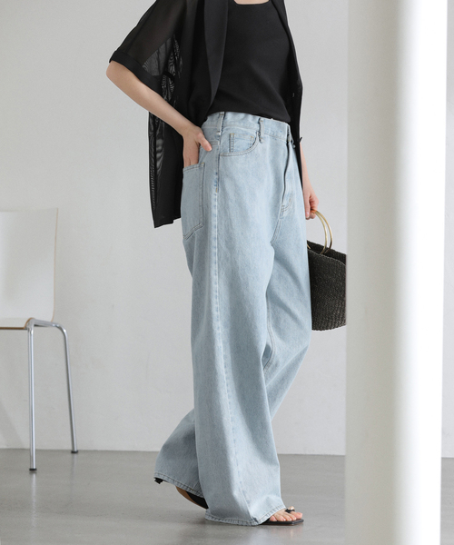 La TOTALITE（ラトータリテ）の「【洗える】ドロストワイドデニムパンツ（デニムパンツ・レディース・ブルー・36/38）」の4枚目の写真