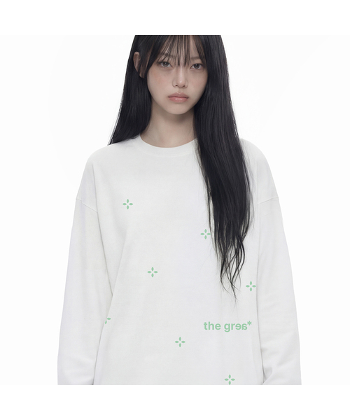 GRAVER（グレーバー）の「[ユニセックス]ペタルロングスリーブTシャツ_3カラー（Tシャツ/カットソー・レディース・ブラック/チャコールグレー/ホワイト・MEDIUM/LARGE）」の3枚目の写真