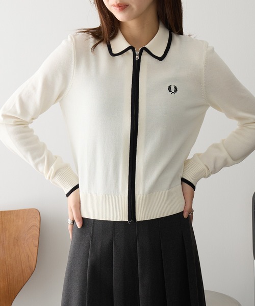 FRED PERRY(フレッドペリー)の「【FRED PERRY】ZIP-THROUGH KNITTED SHIRT K3122/ジップスルーニットカーディガン(カーディガン/ボレロ・レディース・アイボリー/ネイビー系2・FREE)」の11枚目の写真
