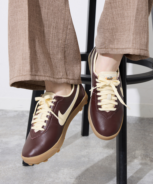 NIKE（ナイキ）の「NIKE/ナイキ ASTROGRABBER LTHR II1259-600（その他シューズ・レディース・ボルドー・24.5cm/24cm/23.5cm/23cm）」の5枚目の写真