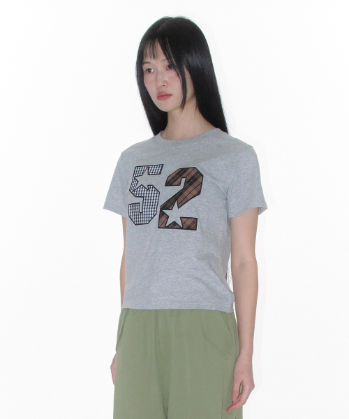 AMESWORLDWIDE(アメスワールドワイド)の「52 APPLIQUE TEE GREY(Tシャツ/カットソー・レディース・その他・SMALL/MEDIUM/LARGE)」の2枚目の写真