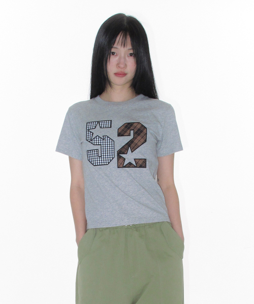AMESWORLDWIDE(アメスワールドワイド)の「52 APPLIQUE TEE GREY(Tシャツ/カットソー・レディース・その他・SMALL/MEDIUM/LARGE)」の5枚目の写真
