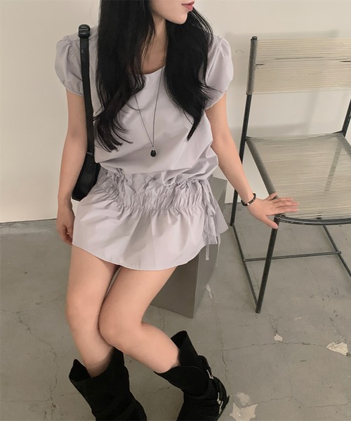 Girly Doll(ガーリードール)の「ギャザーデザインミニワンピース(ワンピース・レディース・ブラック/ホワイト/グレー・F)」の13枚目の写真
