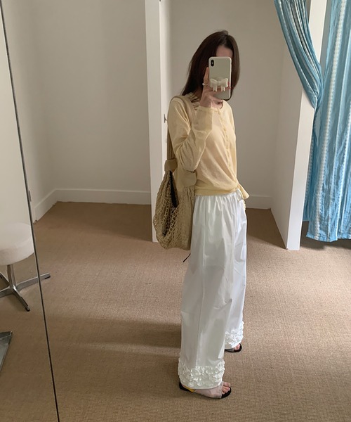 Doula Doula（ドゥーラドゥーラ）の「裾フリルワイドイージーパンツ（その他パンツ・レディース・ホワイト/ブルー・FREE）」の12枚目の写真