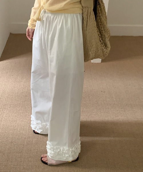 Doula Doula（ドゥーラドゥーラ）の「裾フリルワイドイージーパンツ（その他パンツ・レディース・ホワイト/ブルー・FREE）」の13枚目の写真