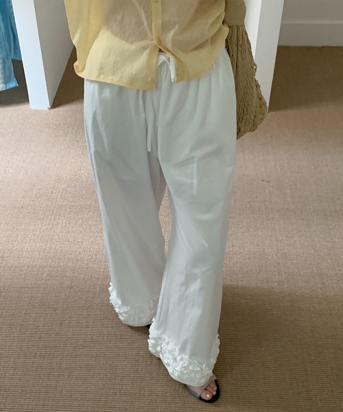 Doula Doula（ドゥーラドゥーラ）の「裾フリルワイドイージーパンツ（その他パンツ・レディース・ホワイト/ブルー・FREE）」の18枚目の写真