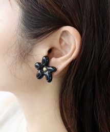 アクリルフラワーイヤリング