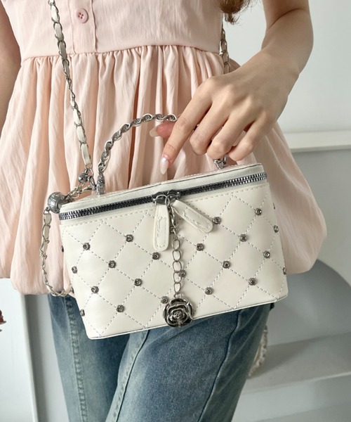 wears(ウェアーズ)の「2wayバニティショルダーバッグ(ショルダーバッグ・レディース・ブラック/ホワイト/ピンク・FREE)」の8枚目の写真