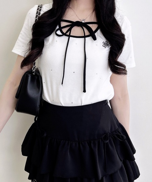 INGNI(イング)の「配色パイピングリボンラインストーン飛ばしリブトップス(Tシャツ/カットソー・レディース・ピンク系7/ブラック×ホワイト/ホワイト×ブラック・M)」の4枚目の写真