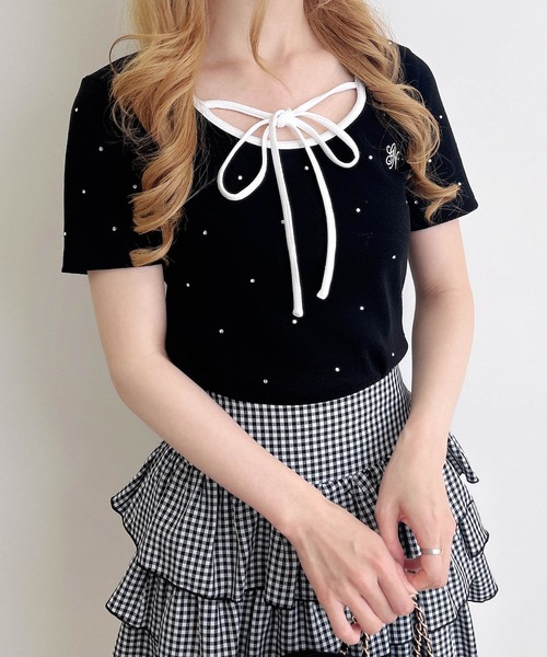 INGNI(イング)の「配色パイピングリボンラインストーン飛ばしリブトップス(Tシャツ/カットソー・レディース・ピンク系7/ブラック×ホワイト/ホワイト×ブラック・M)」の5枚目の写真